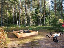 Taloyhtiön leikkipaikka