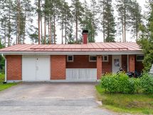 Julkisivu