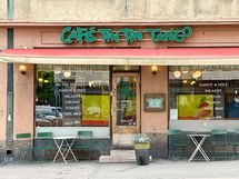Vierestä löytyy useampi ihana kahvila sekä ravintola. Tin Tin Tangossa on myös itsepalvelupesula