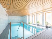 yhtiön allasosasto (3 talossa.)