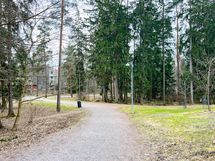 Alueella hyvät ulkoilumahdollisuudet.