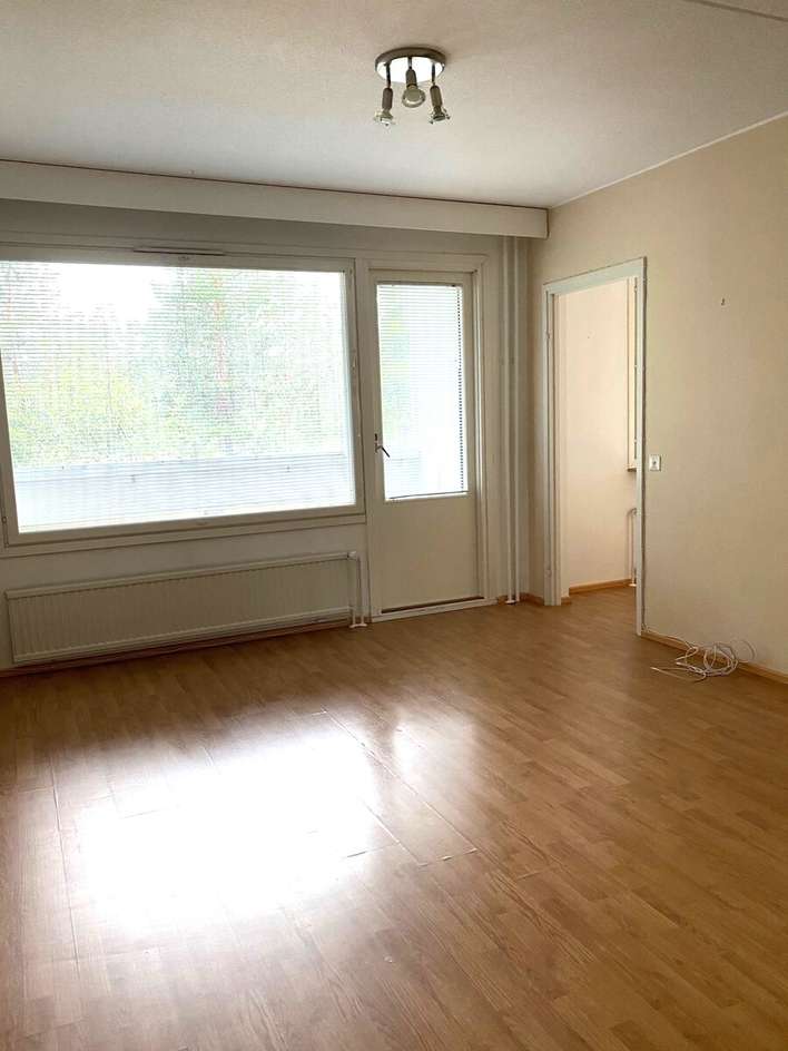 Kerrostalo, 1h+kk+kph+lasitettu parveke, 33 m², Hovila – pohled 4