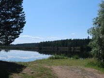 Tien päässä uimapaikka