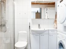 Kylpyhuone ja wc