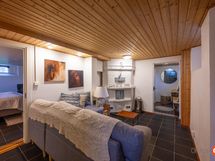 Alakerran takkahuone