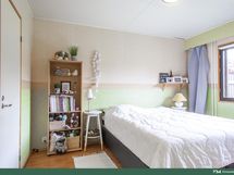 toinen makuuhuone