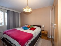 Päämakuuhuoneen tunnelmaa.