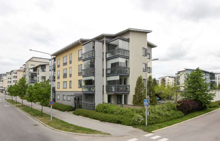 Kerrostalo, 2h, k, s, kph/wc, las.parv., 60 m², Tehdas