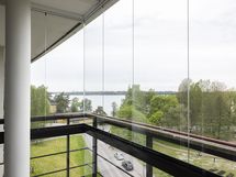 Parvekkeen merinäkymät