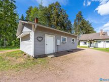 Autotalli / lämpökeskus