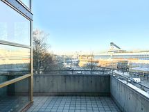 Näkymä isommalta parvekkeelta