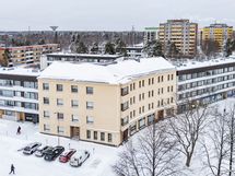 Edustavan näköinen rakennus