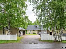 Julkisivu
