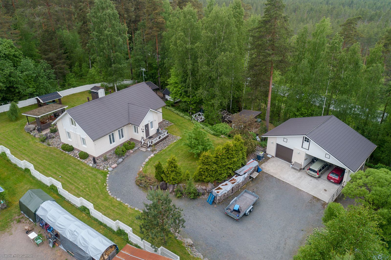 158 m² Mäkikuja 5, 12520 Loppi 5h, k, eteisaulat, s, ph, khh, 2 wc –  Oikotie 16989837 – SKVL