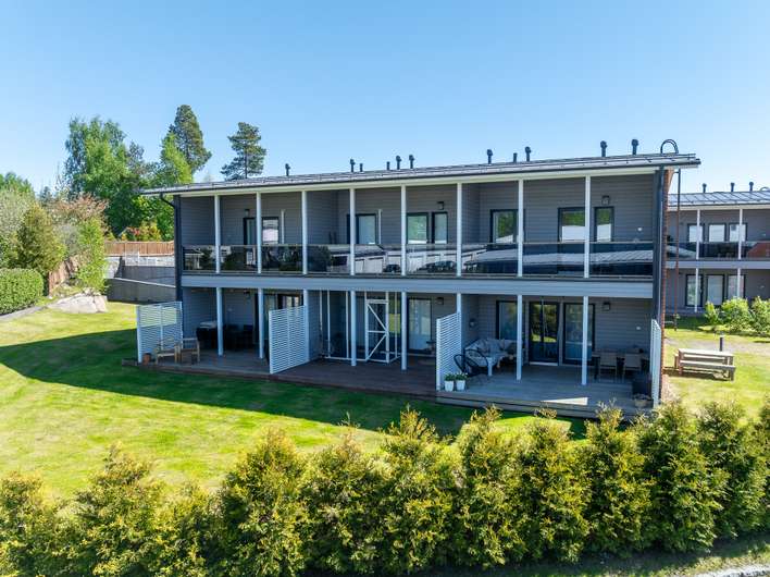 Rivitalo, 3h+k+s+2vh+terassi+parveke , 78 m², Metsäkallio, Vaasa