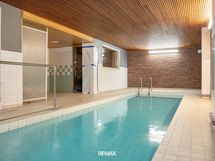 Taloyhtiön sauna ja uima-allas
