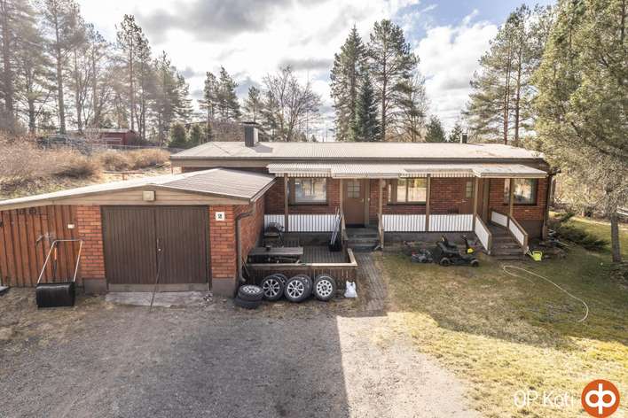 Omakotitalo, 3h,k, s, psh, khh, wc, 2 x vh ja 1h, k, kph, 2 x vh, 119/134 m², Renko, Hämeenlinna