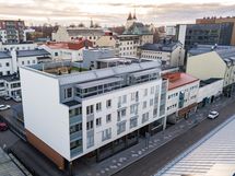 Julkisivu pohjoiseen