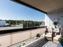 tilava lasitettu parveke