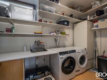 Kodinhoitotila-jossa nyt suihkukaappi(alakerta)