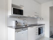 Keittiö sekä lattiat uusittu v. 2019