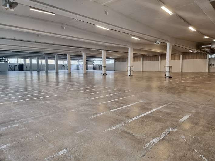 Liiketila, 3 521 m², Vaarala, Vantaa