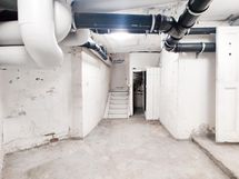 Alakerrassa 54,5m2 varastotilaa