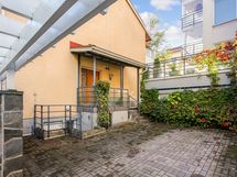 sisäänkäynti kotiin