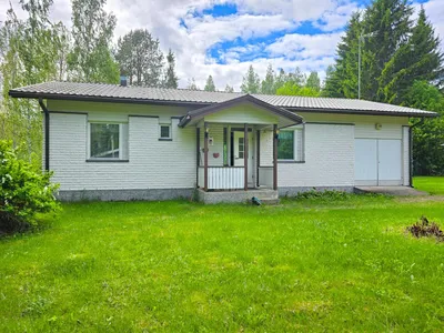 Omakotitalo, 2mh+oh+k+wc+takkah+khh+psh+s, 107,5/136,5 m², Suhmura
