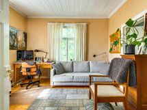 Työhuone / makuuhuone