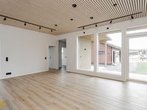 Valaistukset on valmiina koko talossa