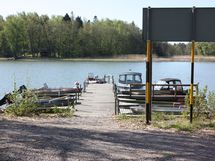 Saaren laituripaikat mantereella