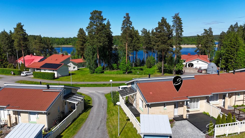 julkisivu/sisäänkäynti
