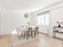 Kaksi makuuhuonetta yhdistetty isoksi tilaksi jossa monia mahdollisuuksia tilan käyttöön