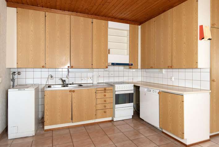 Omakotitalo, 4h,rt, th, k, s, kph, wc, 130/194 m², Uus-Lavola – pohled 3