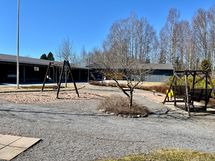 Näkymä parvekkeelta sisäpihalle