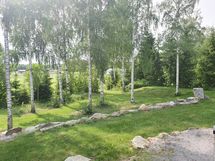 Näkymä piha-alueelta