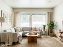 Juuri pintaremontoitu toimivapohjainen läpitalon koti ensimmäisessä kerroksessa