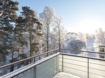 Talvinäkymä avoterassilta
