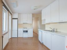 Yläkerran asunto 74 m2