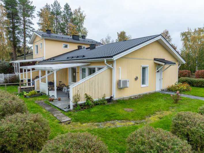 Rivitalo, 2h+avokeittiö+s+autotalli (yht. järj. 2h+k+s+ap), 61 m², Gerby, Vaasa