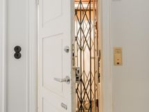 Huoneistoon pääsee suoraan hissillä