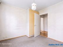 Makuuhuone tyhjänä