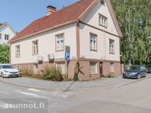 Juhannuskadun ja Kalliokujan kulma