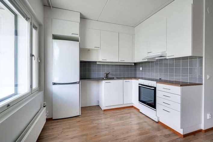 Kerrostalo, 3h+kt+s, 66 m², Ahjo