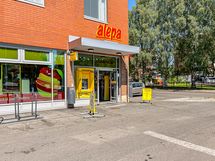 Alepa Mellunmäki n.500m päässä.