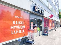 Läheisyydessä on niin K-Market, Alepa, kuin Lidlkin.