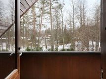 näkymä parvekkeelta Pöllöpuistoon