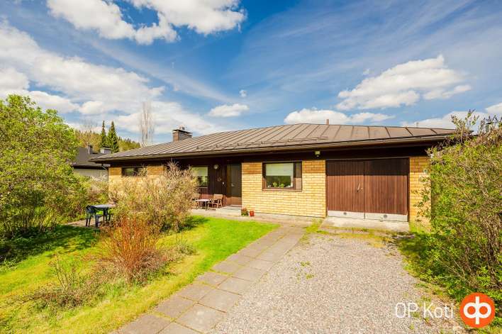 Omakotitalo, Oh,2mh,k,tkh,s,ph,kh-tila,wc, 104/139 m², Tonttila, Lahti