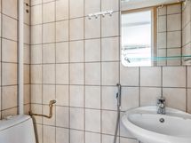 Toimistotilan wc